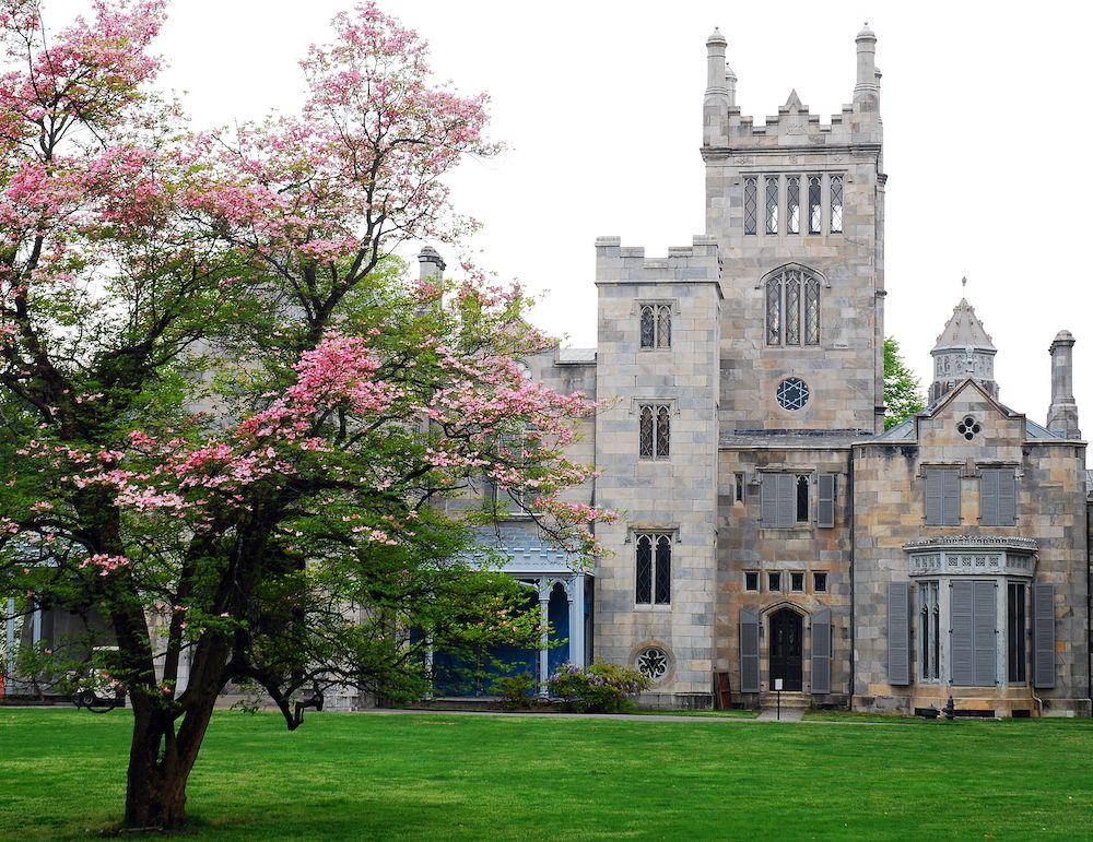 The Gossip Column, May 14, 2021